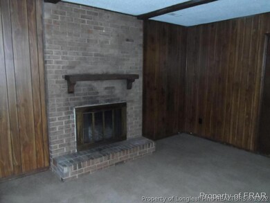 609 Rock Spring Rd, Fayetteville, NC 28314 - photo 2