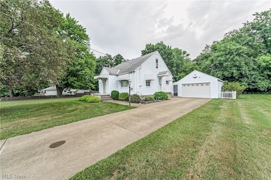 5327 Carek Ct, Lorain, OH 44055 - photo 3