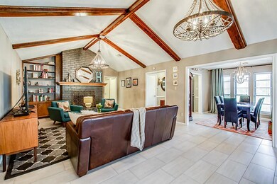 419 S Pecan Dr, Tomball, TX 77375 - photo 5