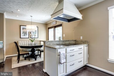 8701 Thornbrook Dr, Odenton, MD 21113 - photo 4