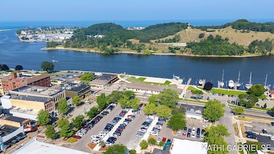 13-web-or-mls-117-washington-ave-unit-b