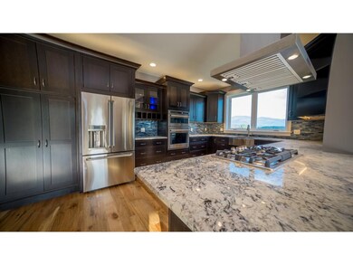 96 Benjamin Trail, Stowe, VT 05672 - photo 2