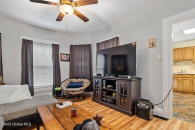 10-web-or-mls-450WMainSt_10