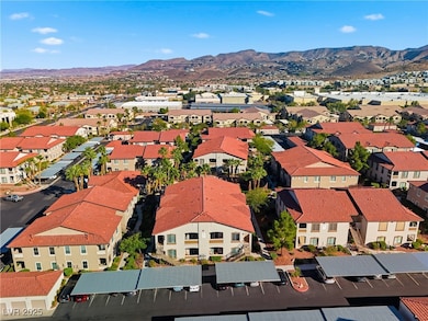 2305 W Horizon Ridge Pkwy unit 522, Henderson, NV 89052 - photo 2