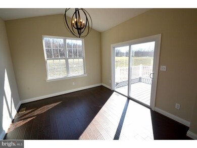 354 W Boulder Dr, Chalfont, PA 18914 - photo 7