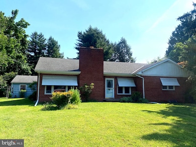 872 Maple Rd, Gambrills, MD 21054 - photo 6