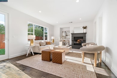 108 Geranium Ct, San Ramon, CA 94582 - photo 6