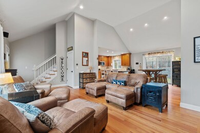 276 Pheasant Hill Cir, Cotuit, MA 02635 - photo 5