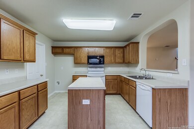 9907 Sandlet Trail, San Antonio, TX 78254 - photo 2