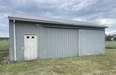 19826 Howe Rd, Monroeville, IN 46773 - photo 2