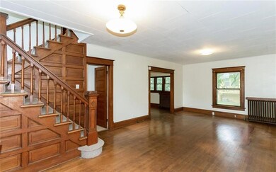 2112 Drake Park Ave, Des Moines, IA 50311 - photo 2