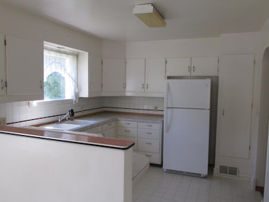 1325 S Main St, Colville, WA 99114 - photo 7