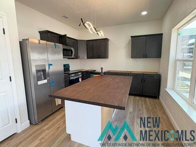 1517 W 18th St, Portales, NM 88130 - photo 2