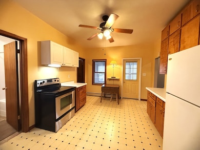 2054 Crosat St, La Salle, IL 61301 - photo 7