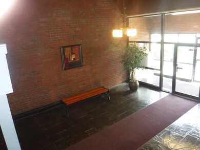 575 Broad St unit 213, East Weymouth, MA 02189 - photo 4