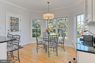 6942 Birch St, Falls Church, VA 22046 - photo 5