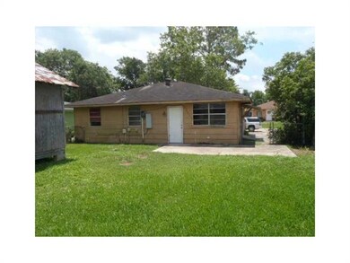 2748 Jimmie Dean Dr, Marrero, LA 70072 - photo 2
