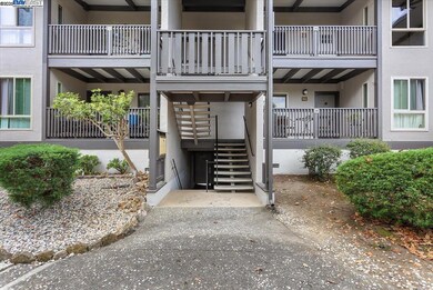 19100 Crest Ave unit 30, Castro Valley, CA 94546 - photo 4