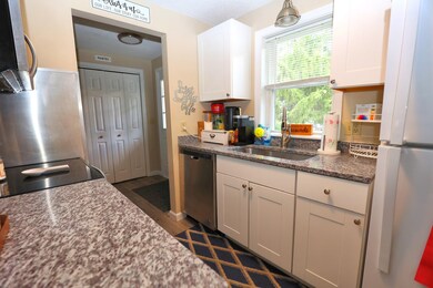 62 Modena Dr, Concord, NH 03303 - photo 4