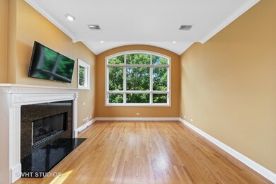 2715 N Southport Ave unit 3S, Chicago, IL 60614 - photo 4