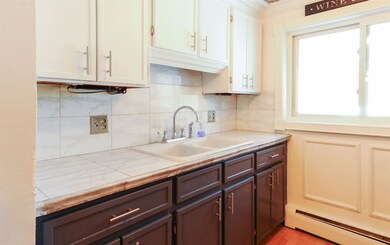 21 Spaulding St unit 4, Milford, NH 03055 - photo 2