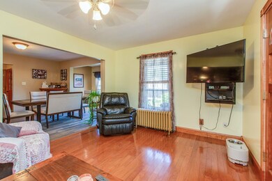 611 Howe St, Manchester, NH 03103 - photo 5