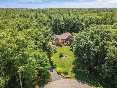 8 Catalpa Ln, Mendon, MA 01756 - photo 3