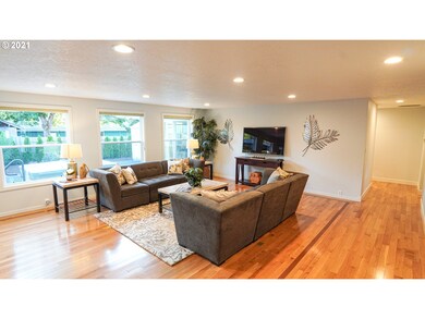 2890 Chuckanut St, Eugene, OR 97408 - photo 7