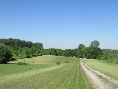 5897 S 775 E, Pierceton, IN 46562 - photo 2