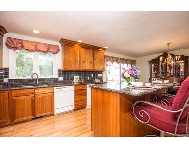 16 Massachusetts Ave, Wilmington, MA 01887 - photo 5