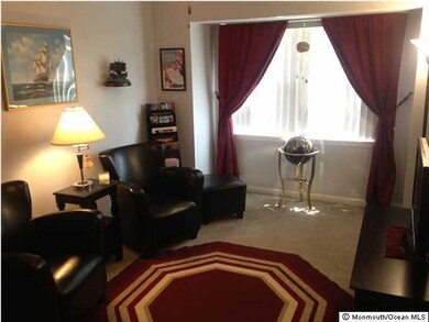 409 Newport Ct, Fords, NJ 08863 - photo 3