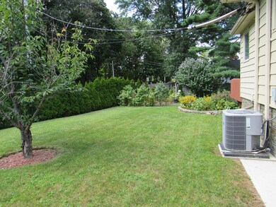 93 Linden Ave, Swampscott, MA 01907 - photo 5