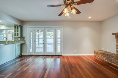 557 W Los Lagos Vista Ave, Mesa, AZ 85210 - photo 7