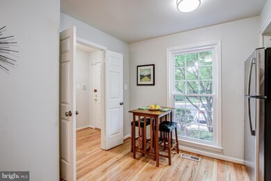 10244 Arizona Cir, Bethesda, MD 20817 - photo 3