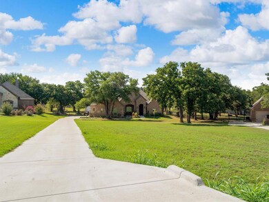 115 Flying Diamond Dr, Springtown, TX 76082 - photo 2