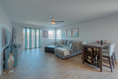 5202 E Ha-005-009-Living Ro-MLS_Size