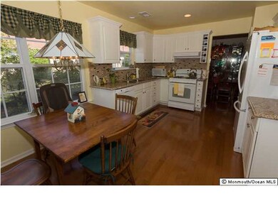 2392 Crisfield Cir, Toms River, NJ 08755 - photo 7