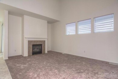 19557 Salmonberry Ct, Bend, OR 97702 - photo 5