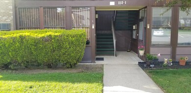 118-1 Amberly Drive, Unit N