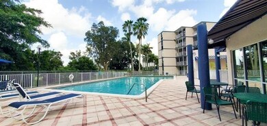 Las Brisas at Country Club of Miami unit D111, Hialeah, FL 33015 - photo 3