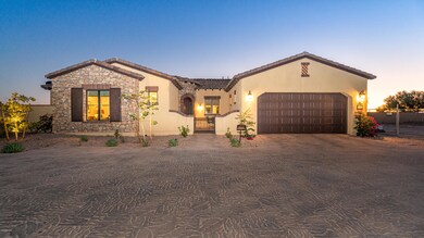 3306 S Woodbine Ct-2