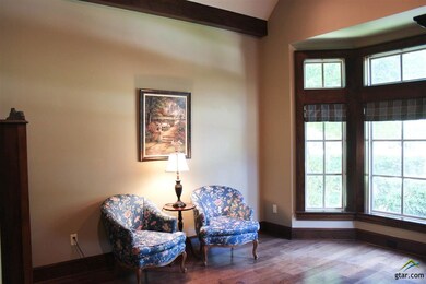 1915 Stonegate Valley Dr, Tyler, TX 75703 - photo 7