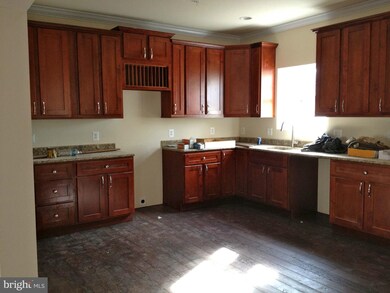 5115 F St SE, Washington, DC 20019 - photo 2