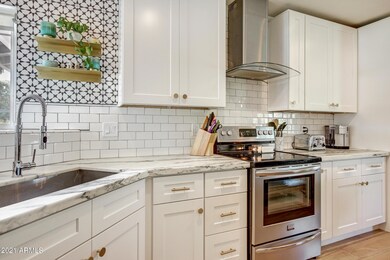 3818 N 35th Pl-12