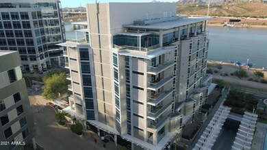 Front Exterior03