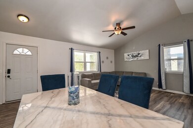 unlisted-address, Waukegan, IL 60085 - photo 6