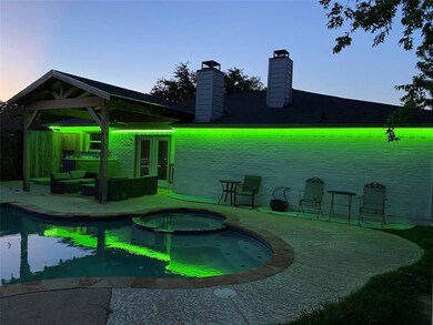 1400 Storm Ct E, Bedford, TX 76022 - photo 6