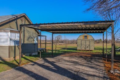 1725 Rangeway Dr, Joshua, TX 76058 - photo 4