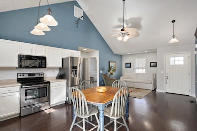 602 Oak Leaf Ct-4