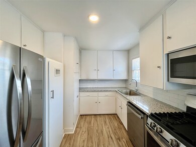 2010 Elmen St unit 2, Houston, TX 77019 - photo 7